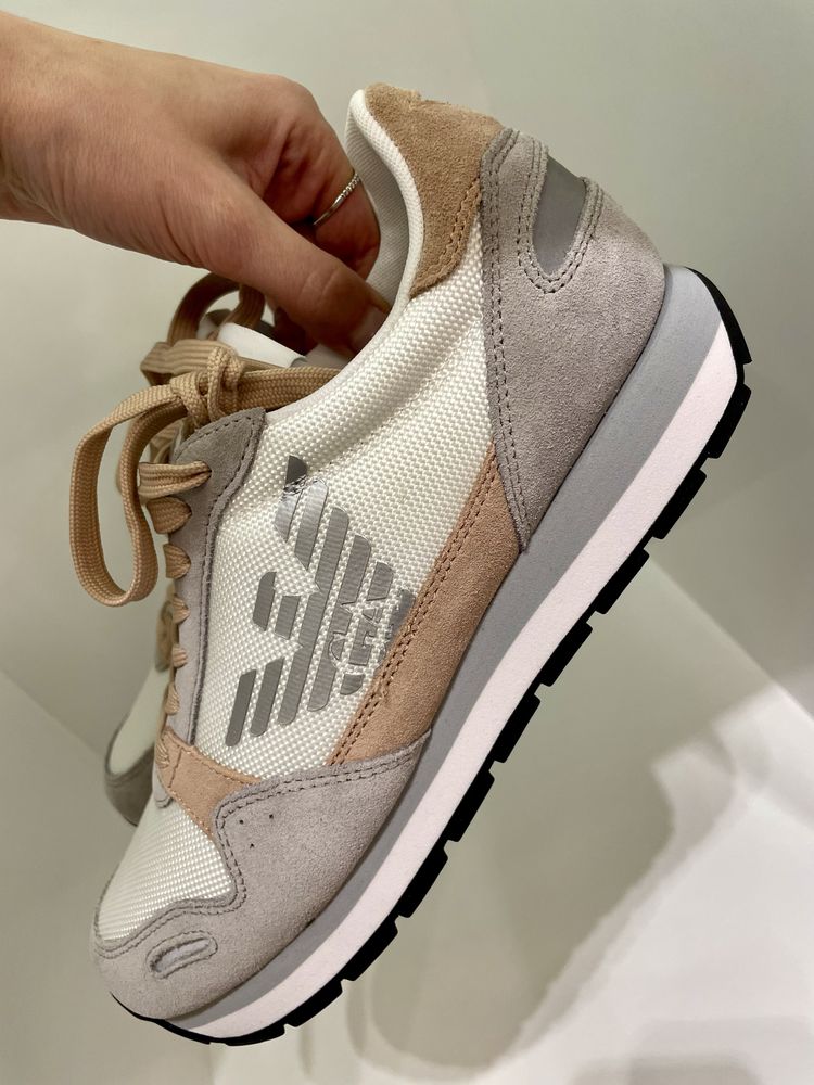 Emporio Armani sneakersy X3X058 XL481 białe nude