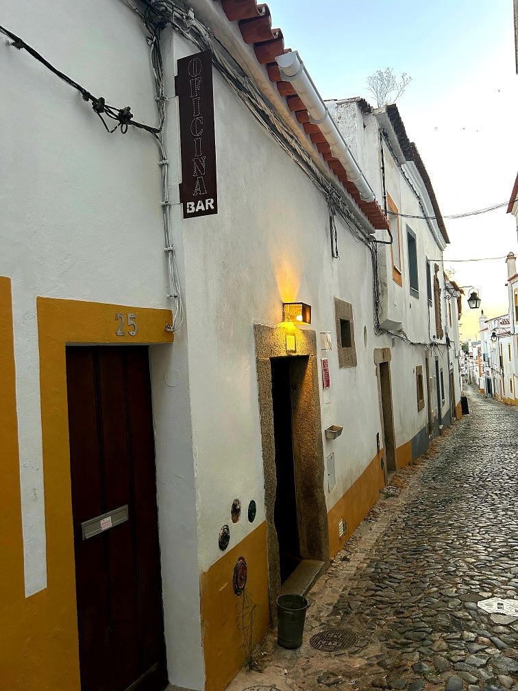 Trespasse Bar Oficina em Évora