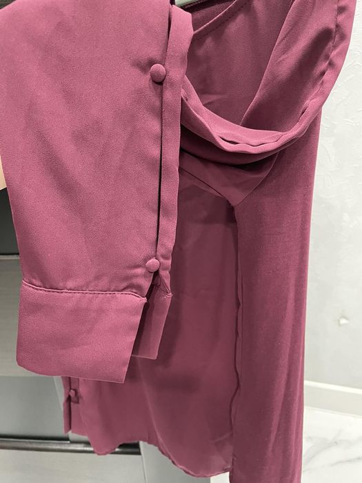 Блузка тоненькая