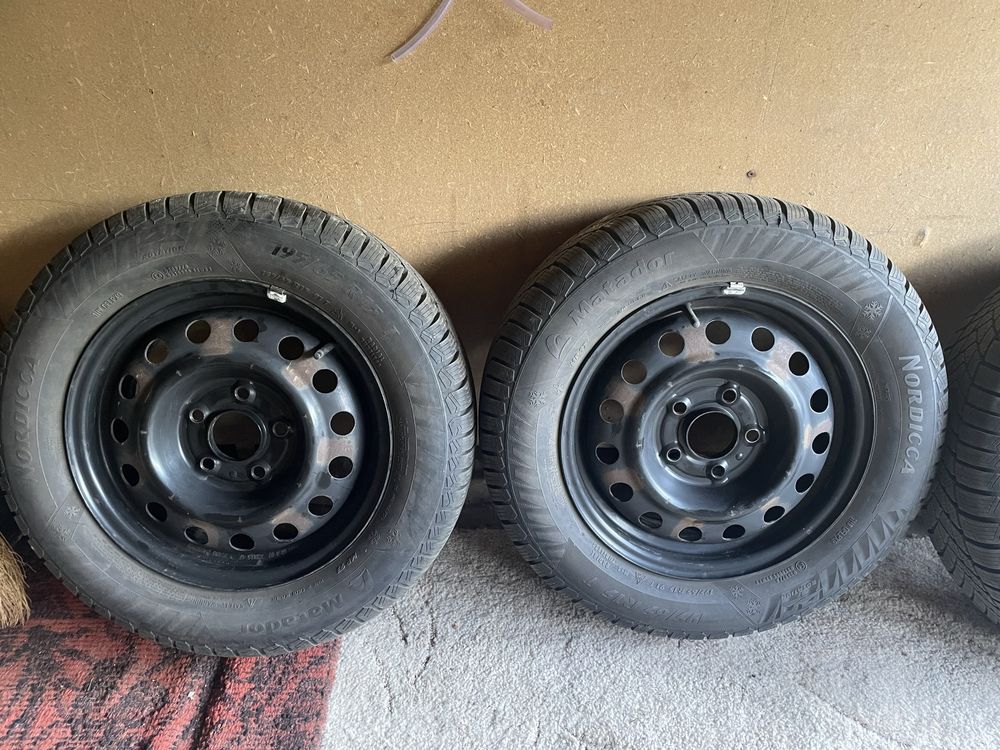 Продам резину з дисками 5*114,3 195/65 r15 hyundai kia Matador Nordicc