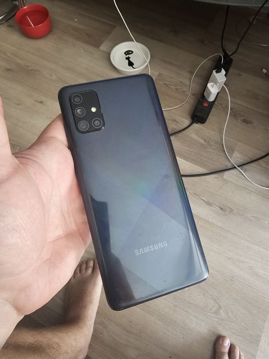 Продам samsung galaxy a71