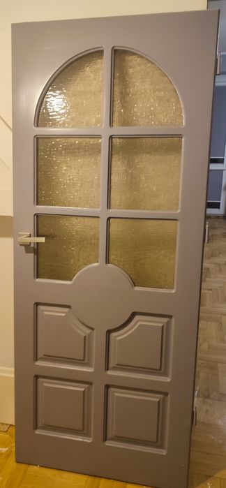 Drzwi wewnętrzne drewniane