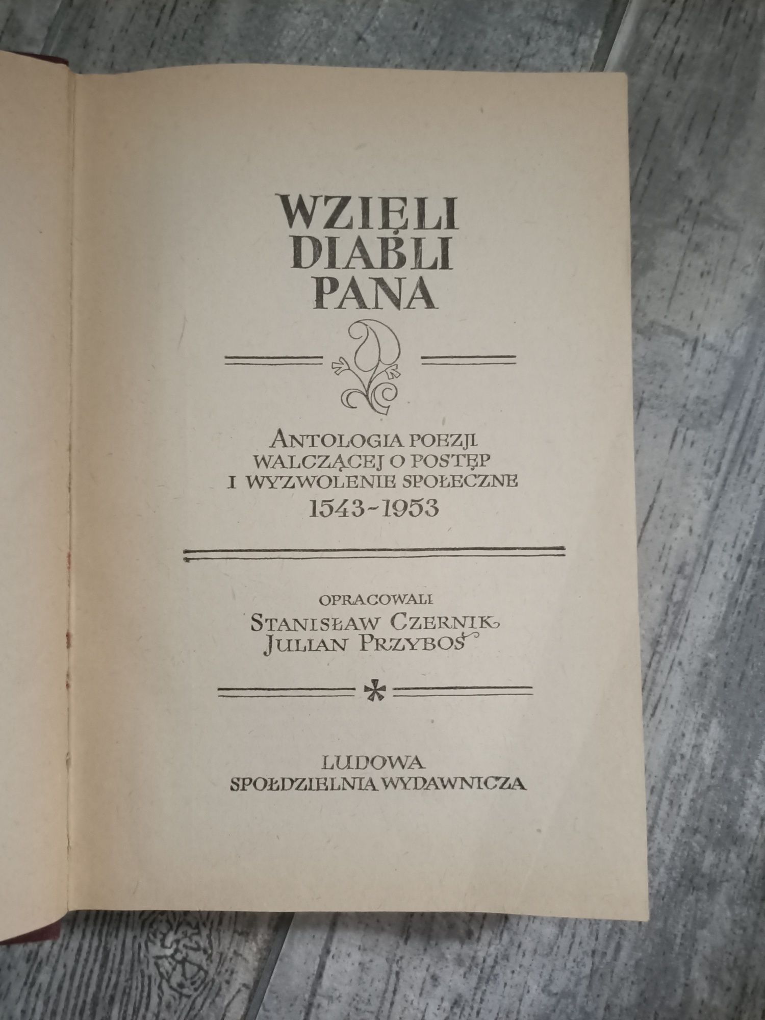 Wzięli diabli pana antologia poezji Przyboś Czernik