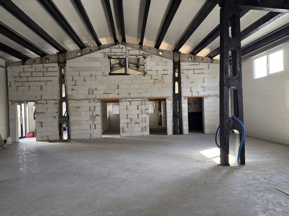 Do wynajęcia budynek magazynowo-biurowy 300m2