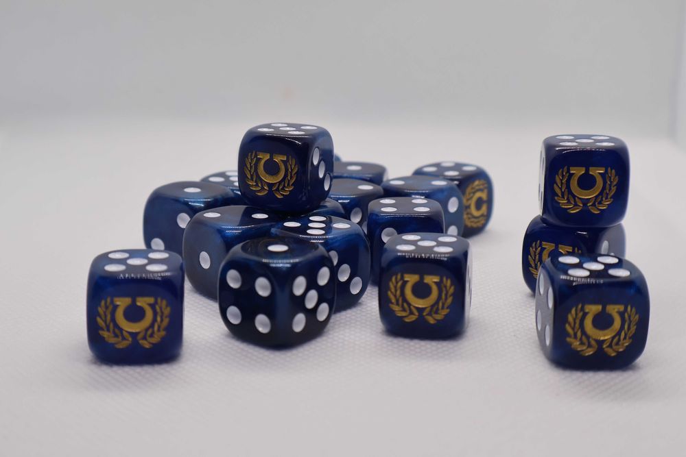 ігровий кубик Ultramarine, Warhammer 40000 16mm 5шт.(моделі, хобі)