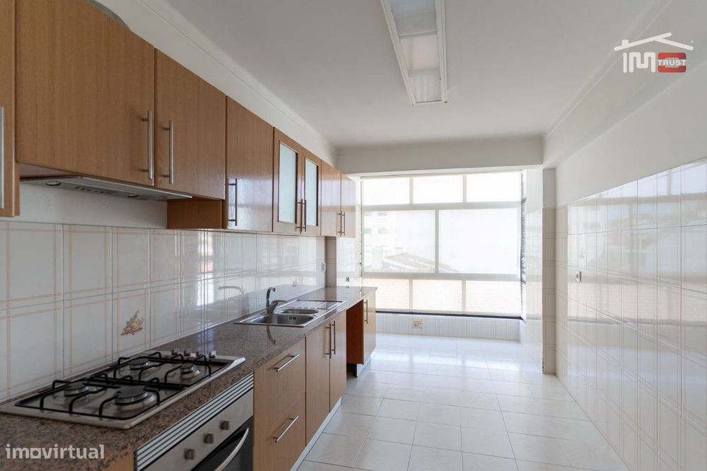 Apartamento T3 Centro de Ourem em local de excelência