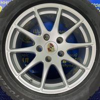 Диски 5x130 R18 Porsche Panamera різноширокі з шинами Pirelli