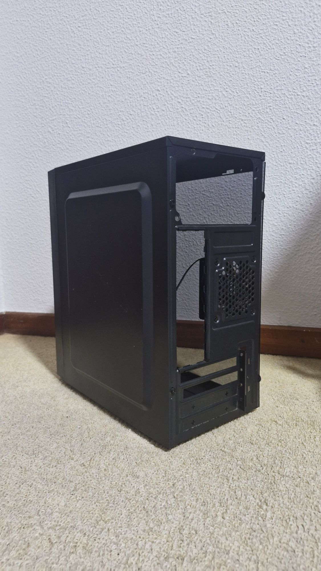 mars gaming MCM RGB preta