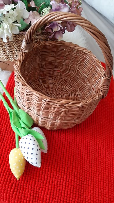 Koszyk wiklinowy okrągły