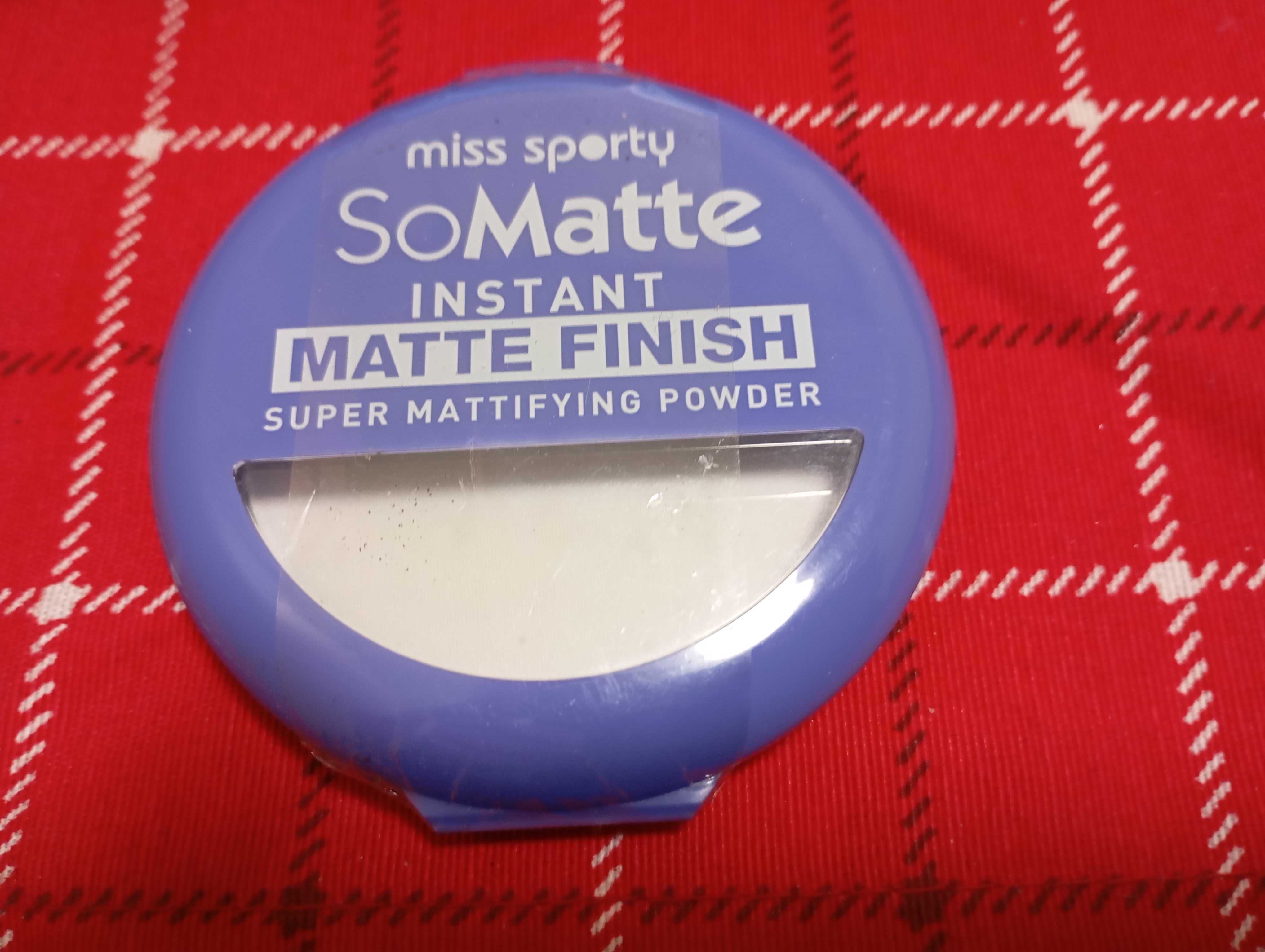 MISS SPORTY So Matte Instant Matte Finish puder 001 Universal 9.4 g