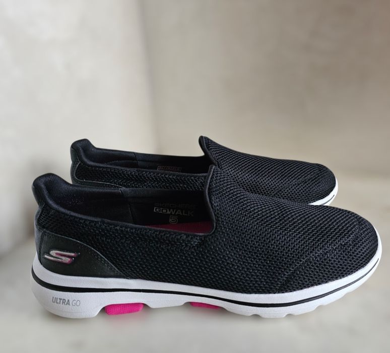 Жіночі мокасини, сліпони "Skechers Go Walk 5"