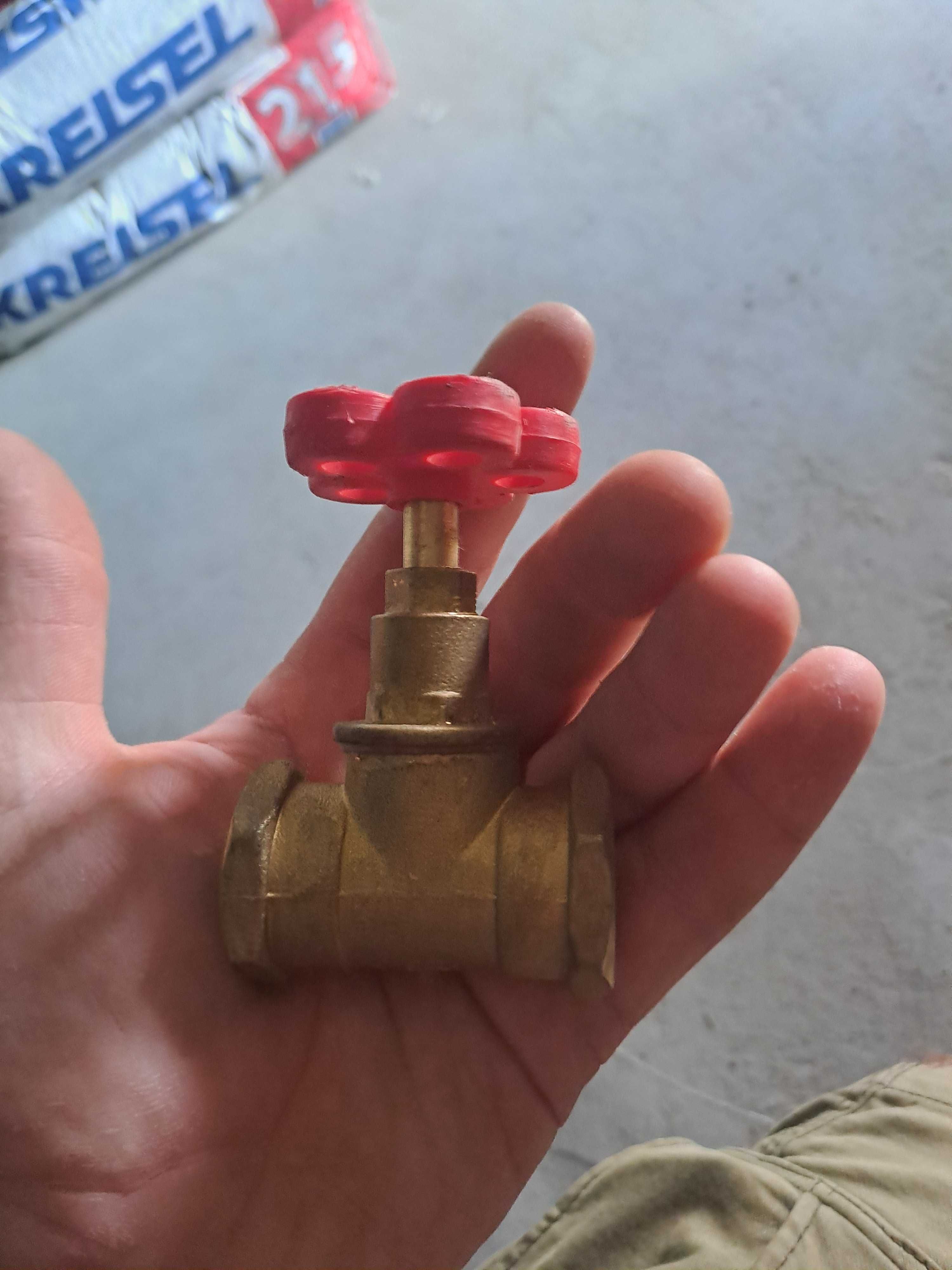 Кран кульковий із згоном ( американка) прямий 3/4