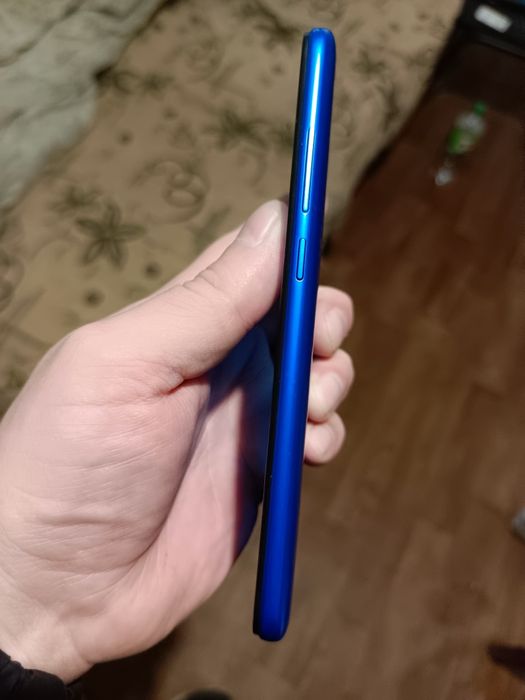Xiaomi redmi 8a 2/32gb состояние супер комплект коробка чехол