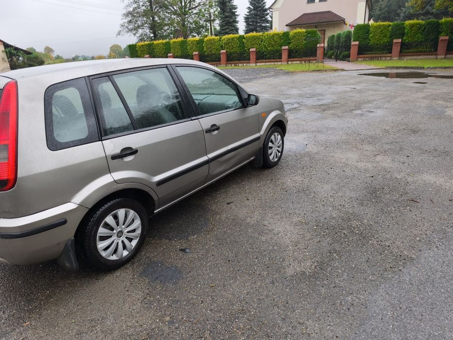 Ford Fusion 2004r 1.6benzyna