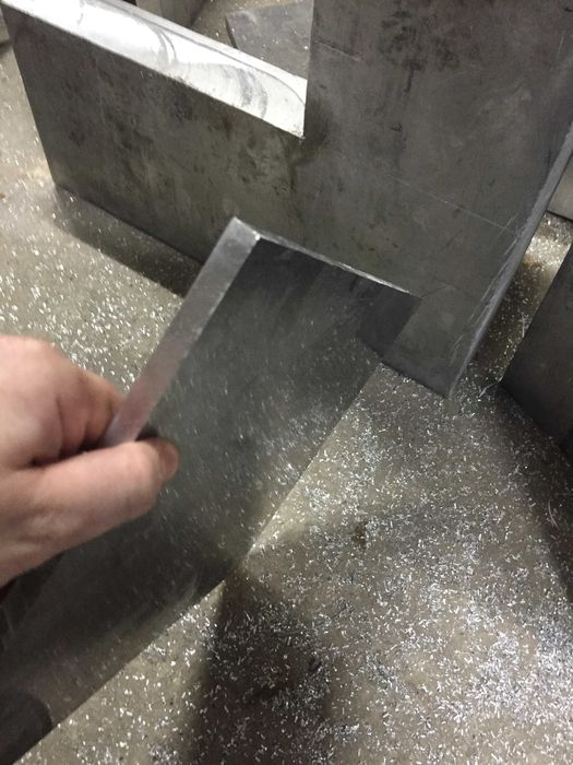 Алюминий лист толщ. 1 - 100 мм  плити д16т  рифлен/гладк круги