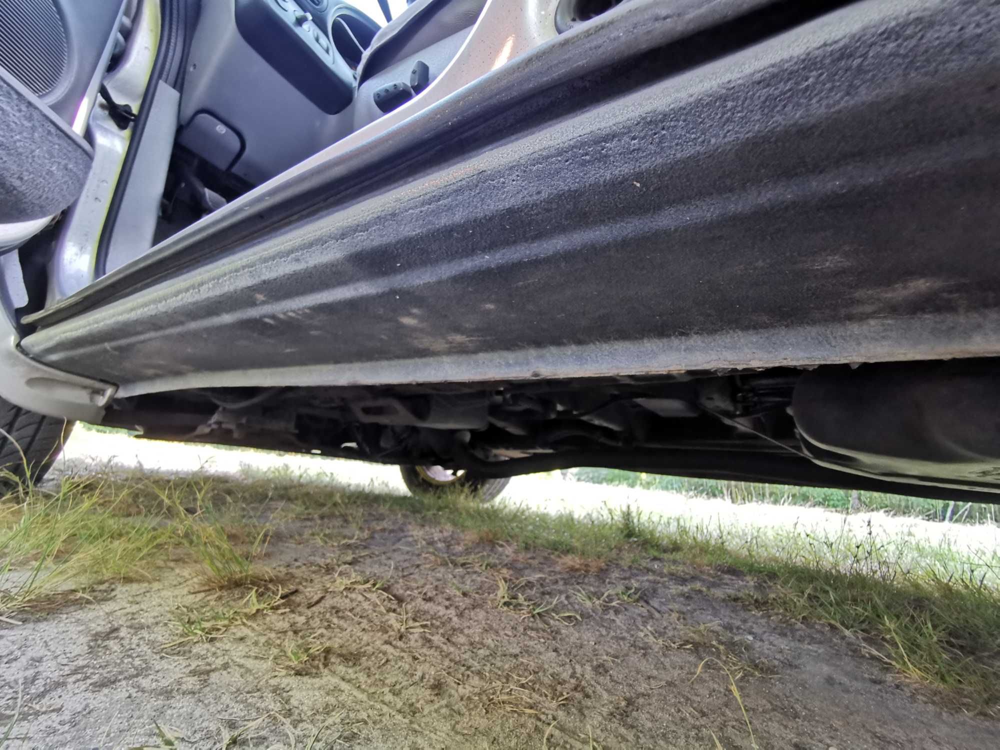 Chrysler Grand Voyager 2003 rocznik