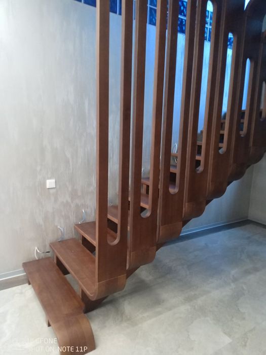 Монтаж , демонтаж ,двері, вікна, встановлення сходин любой складності