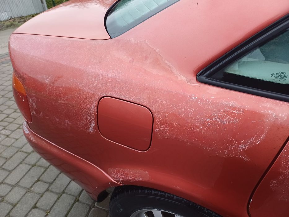 Audi a4 1.8 бензин