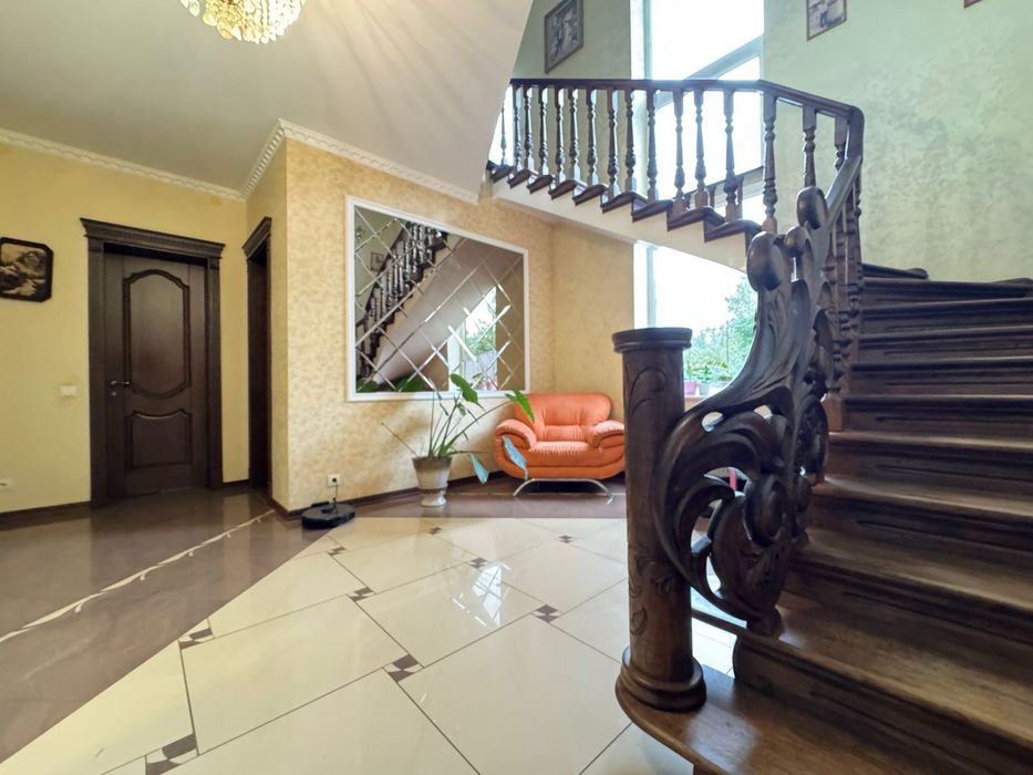 Оренда будинку в с. Басівка ( р-н Грант Резорту) 180 м/кв, 2 пов., 4 к