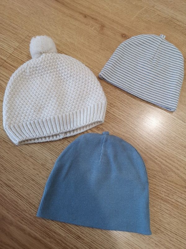 3 toucas/gorros para bebé