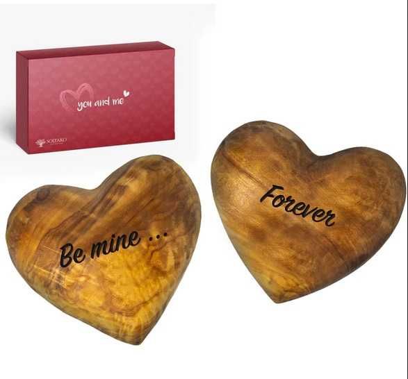 Grawerowane serca "Be mine... Forever" z drewna oliwnego SOLTAKO