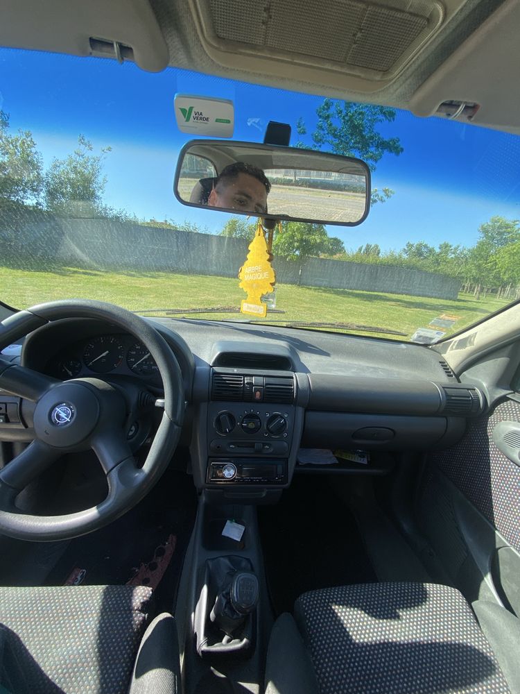 Opel Corsa Sport 1.4 - GASOLINA
