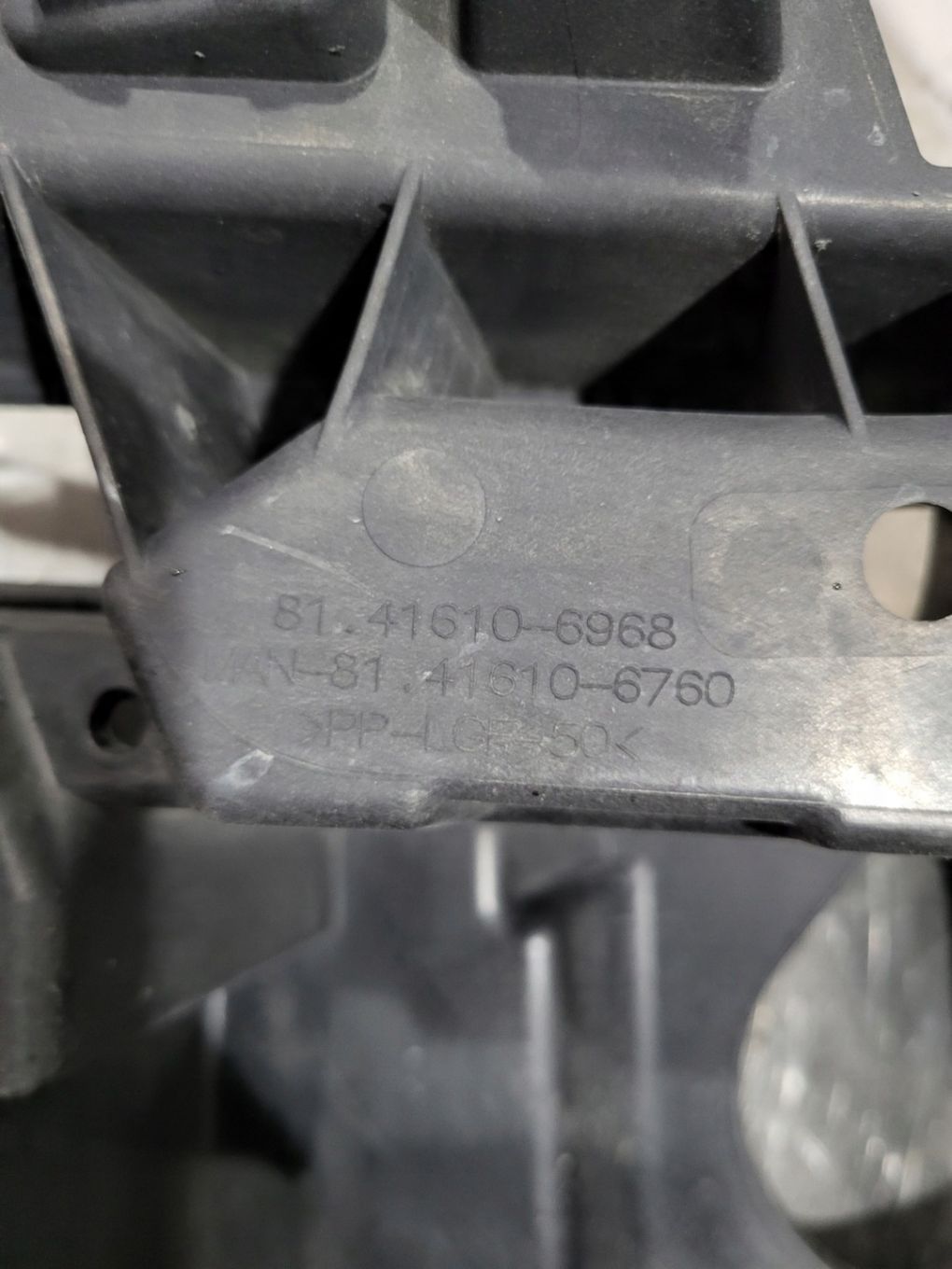Okular Narożnik Garnek Lampy MAN TGX 81416106968