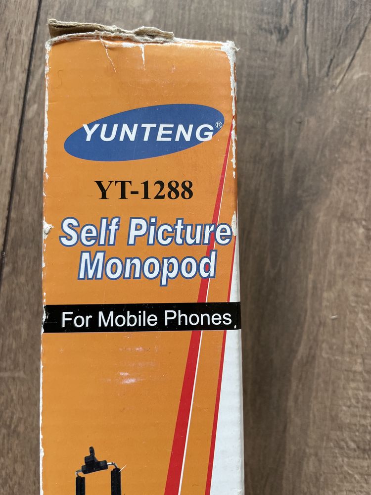 Монопод Yunteng YT-1288 bluetooth з пультом, селфі палка