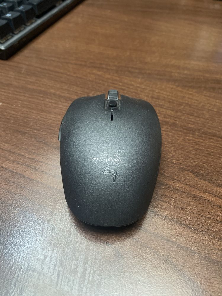 Срочно продам игровую мышку Razer