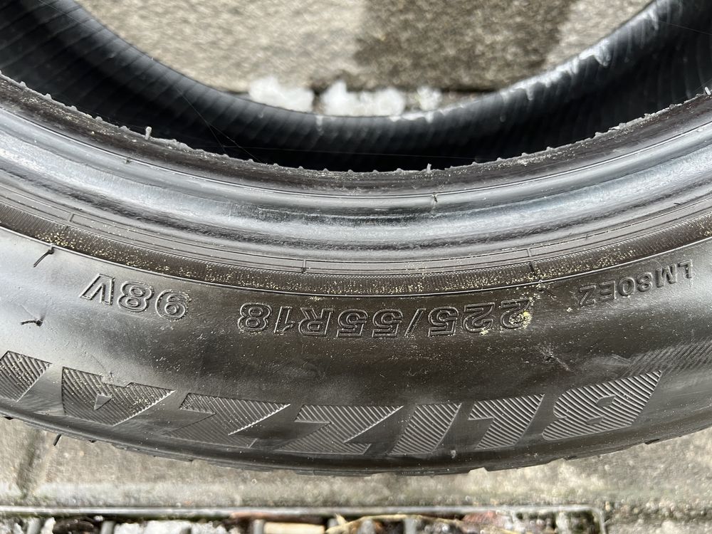 Opony zimowe bridgestone blizzak LM 80 evo 225/55/18