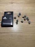 Adidas wkręty piłkarskie korki 4x9mm i 8x6mm metalowe