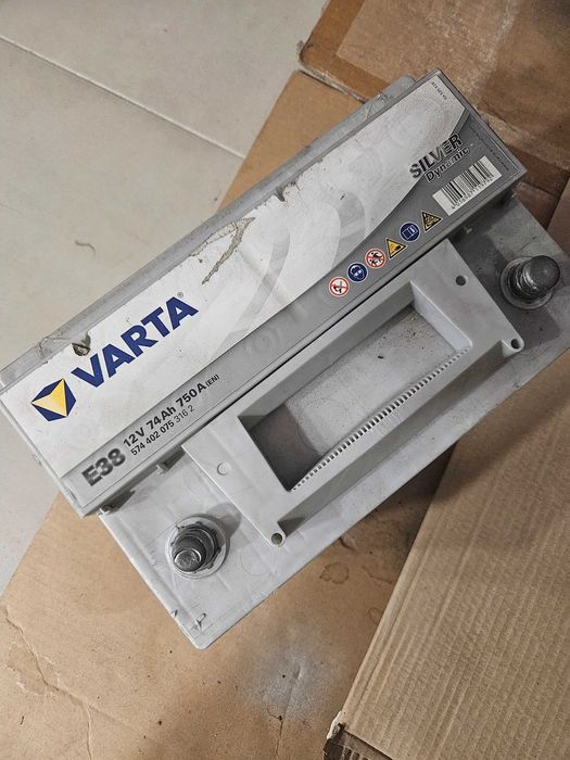 Bateria usada Varta - para reciclagem