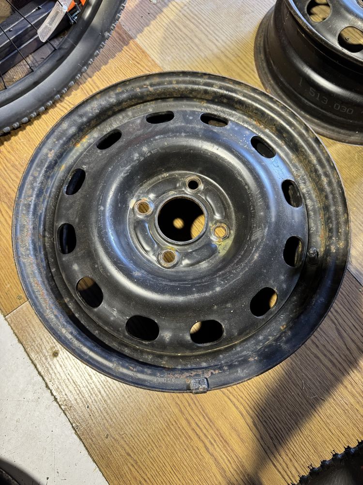 Komplet Felg stalowych Ford Fiesta 5x108 6Jx15 ET49,5