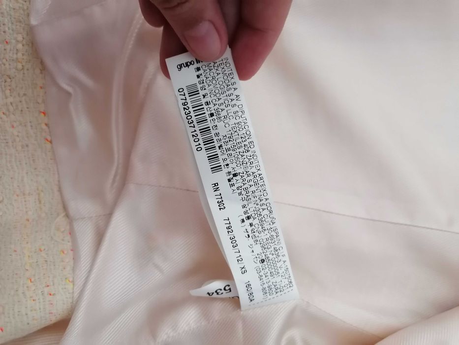 Casaco com fechos da Zara, tamanho Xs