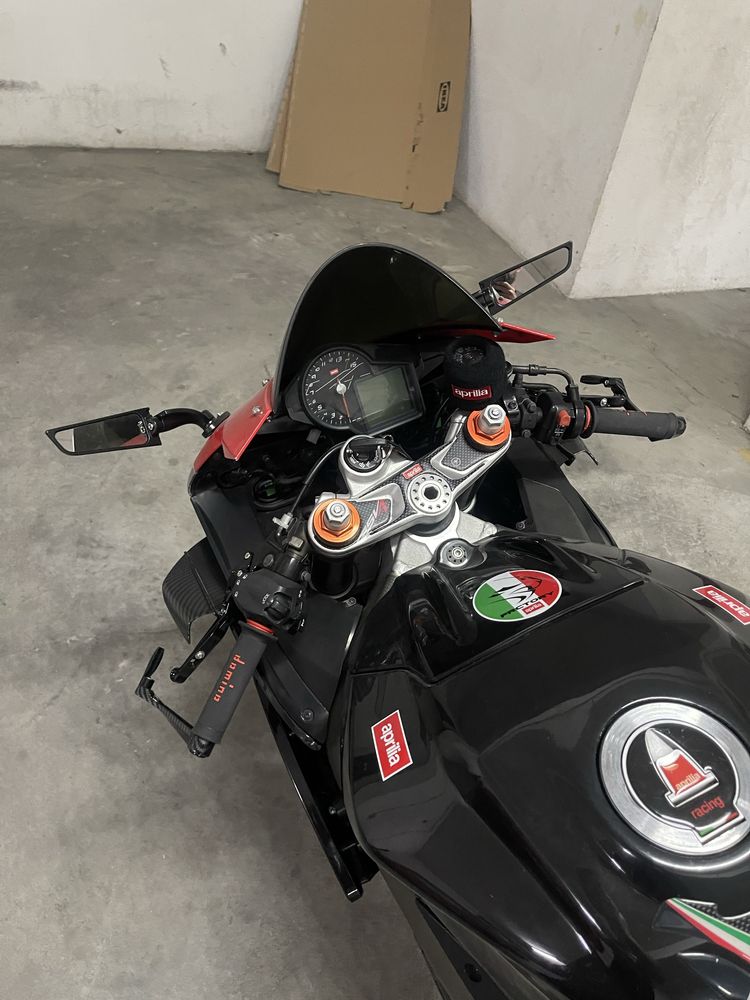Vendo Aprilia Rsv4 1000