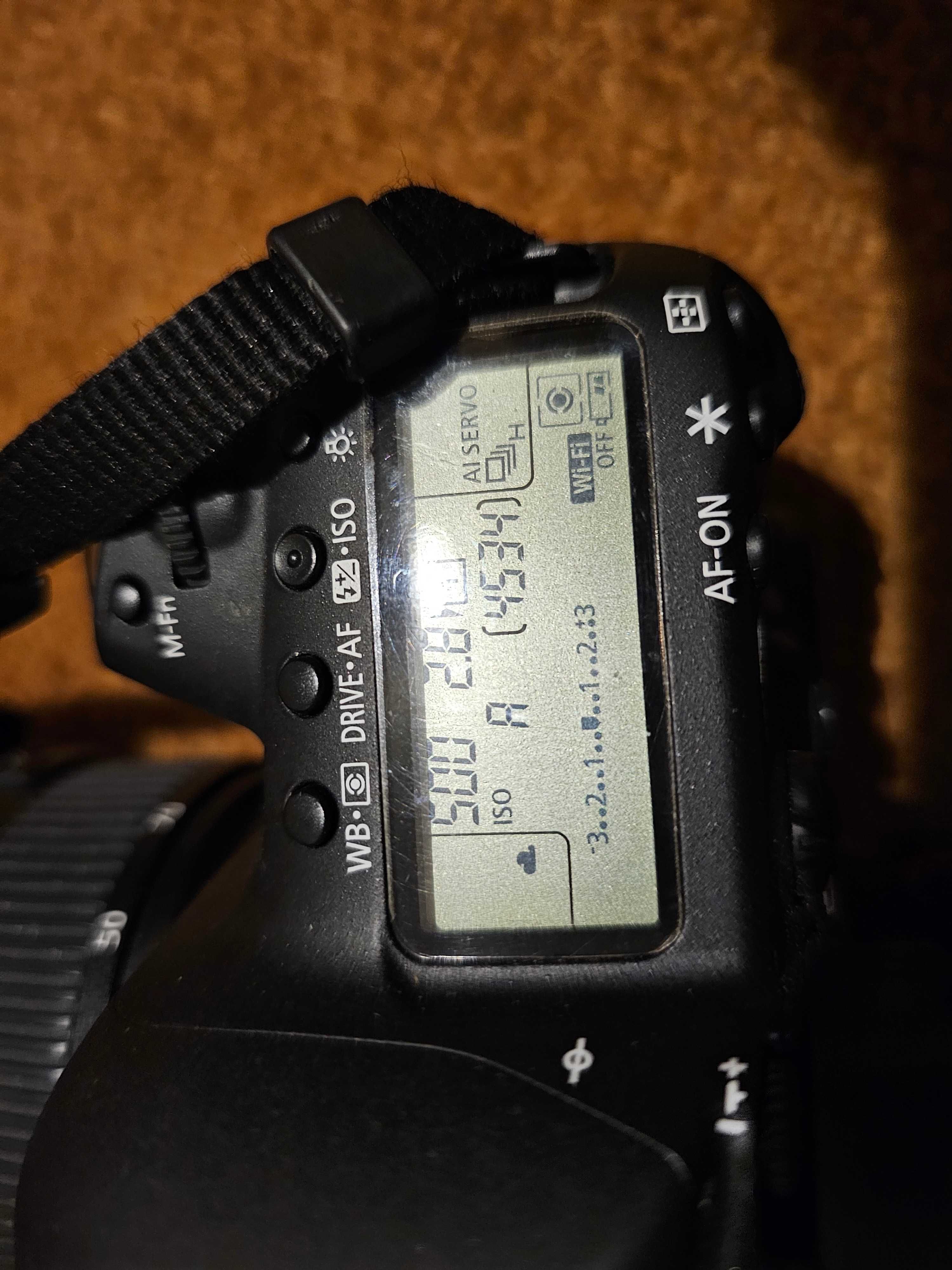 Canon EOS 5D Mark IV + EF 24-70mm f/2.8L II USM