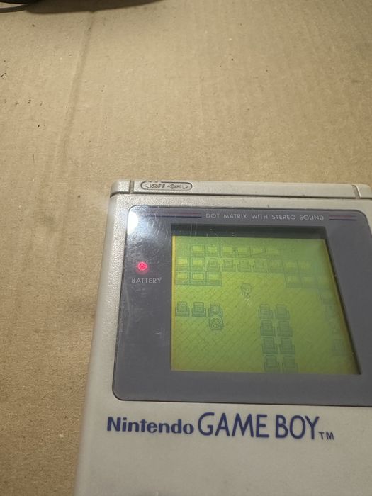 Gameboy em bom estado de funcionamento