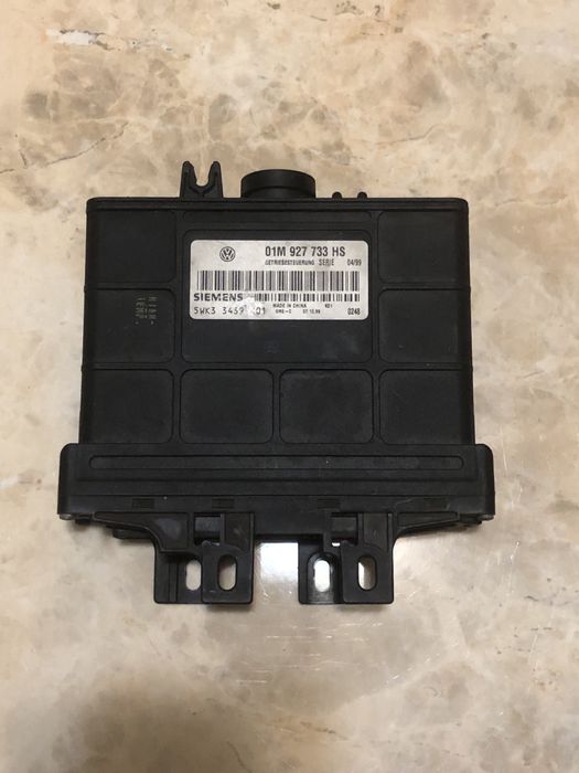 Блок керування АКПП передач VW Golf 4
