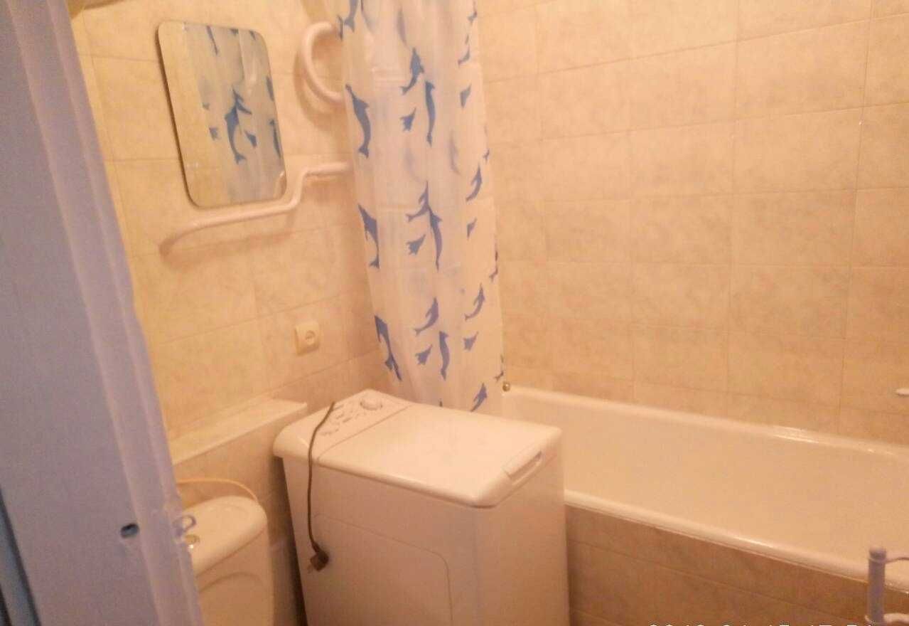 Продам 2к в кирпичном доме на пр. Гагарина (Науки) - Абхазская