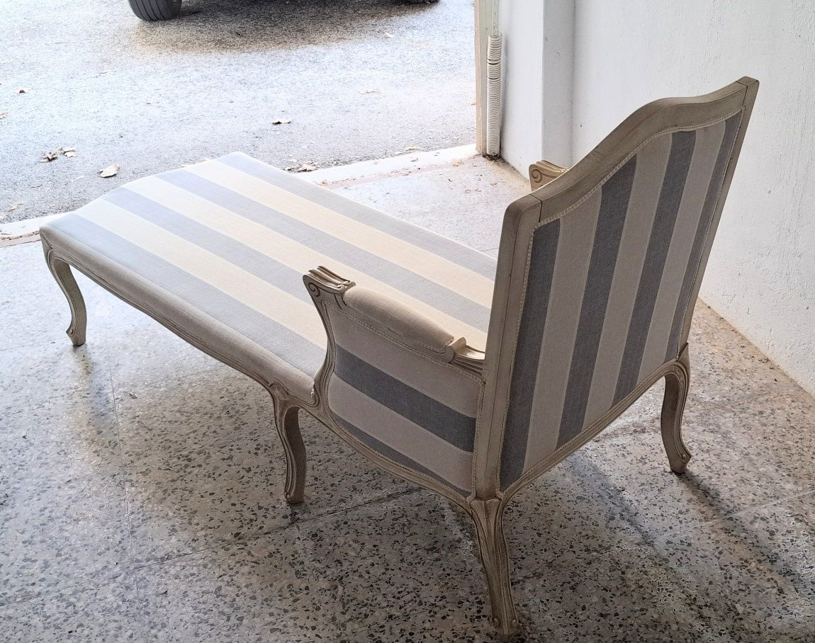 Sofá ou Poltrona com Chaise lounge estilo Luis XV