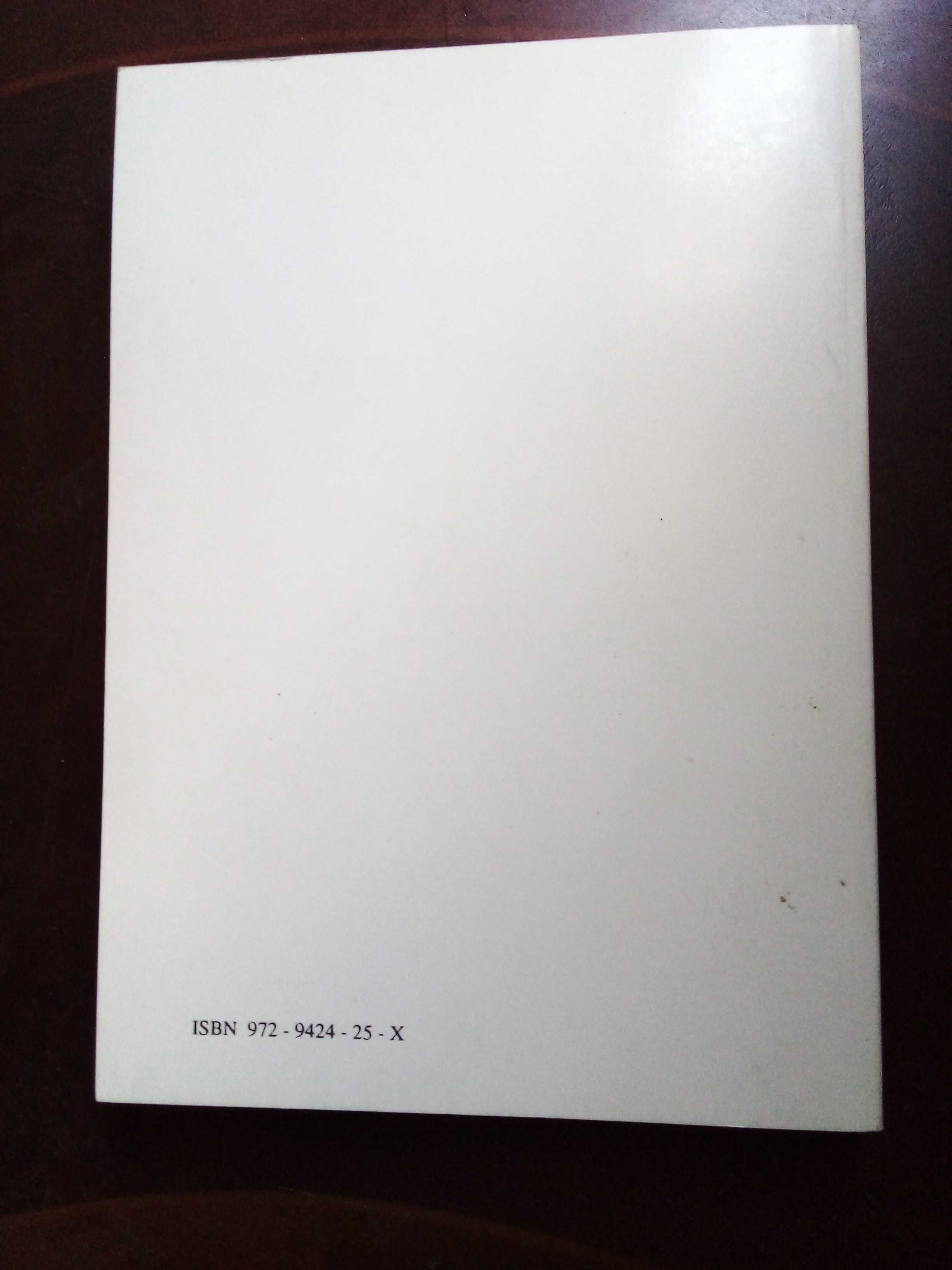 Livro «Enquadramento Histórico-Social do Mov. Coop»de J. Salazar Leite