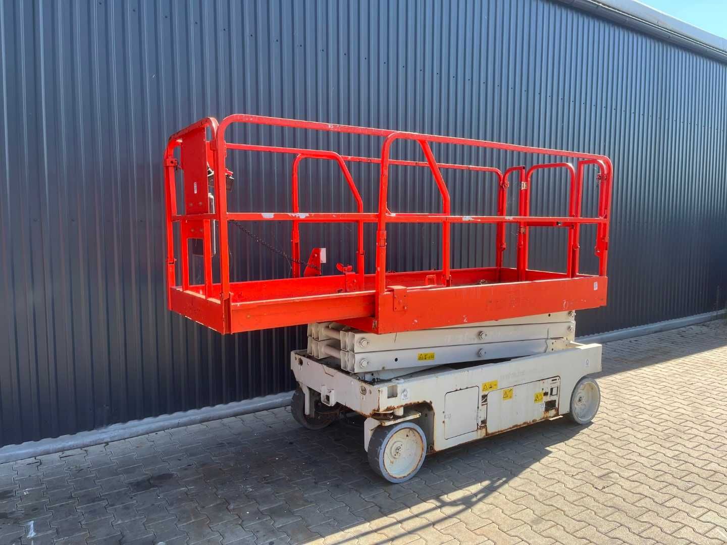 Podnośnik Nożycowy Genie GS 2046 ZWYŻKA 8,1 M TYLKO 616 H 2013 ROK