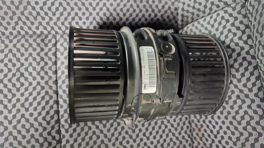 Продам вентилятор пічки Valeo