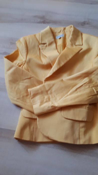 Żakiet damski krótki 36