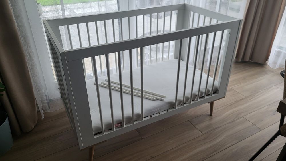 Łóżeczko 120x60 z materacykiem