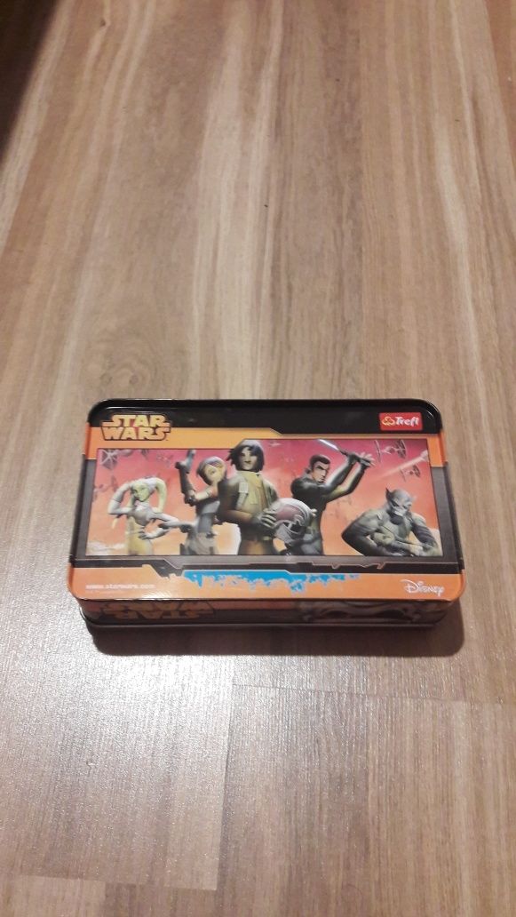 Puzzle Star Wars w metalowym pudełku