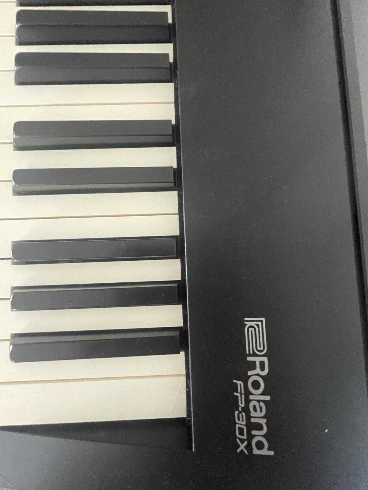 Piano Roland FP-30X