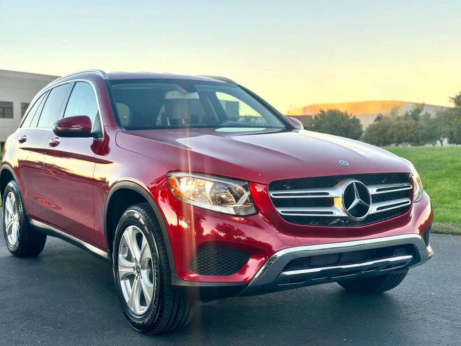 Mercedes-Benz GLC GLC 300 4MATIC      2018