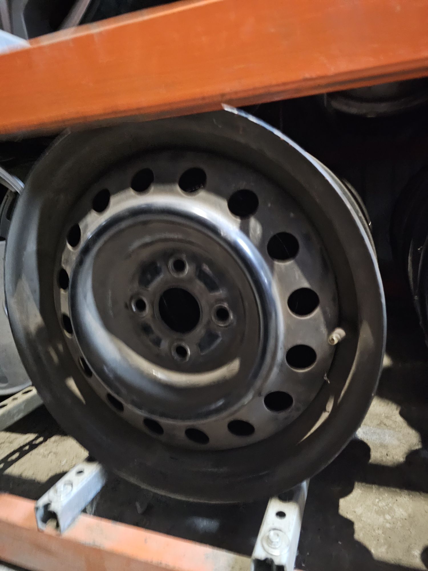 Felgi Stalowe Toyota Corolla R15 4x100 ET45-6J