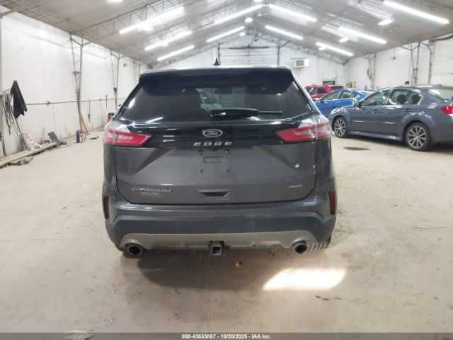 Ford Edge Titanium 2022